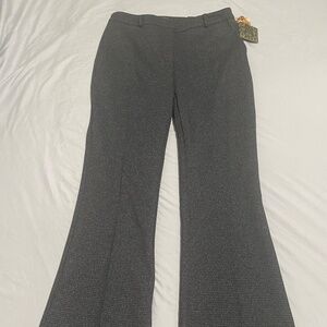 NWT Christian Siriano New York Mid-Rise Flare Leg Pants – Size M